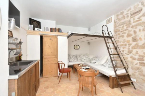 Heritage district 4 people loft style